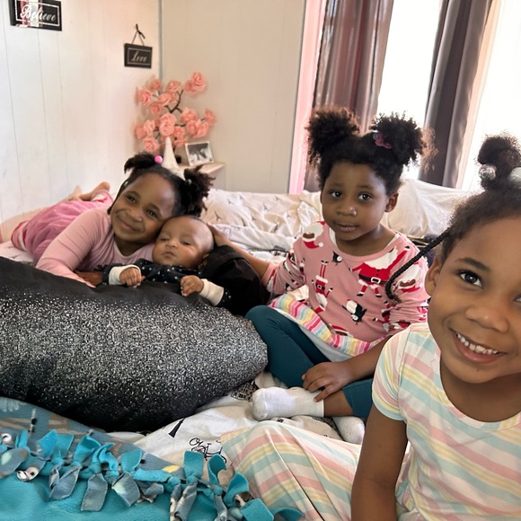 Meet your Posher, Melanie - Picture 5 of 6